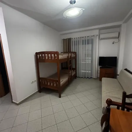 Standard House Apartamento Golem (Tirana)